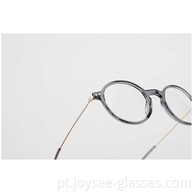 Retro Round Eyewear 8